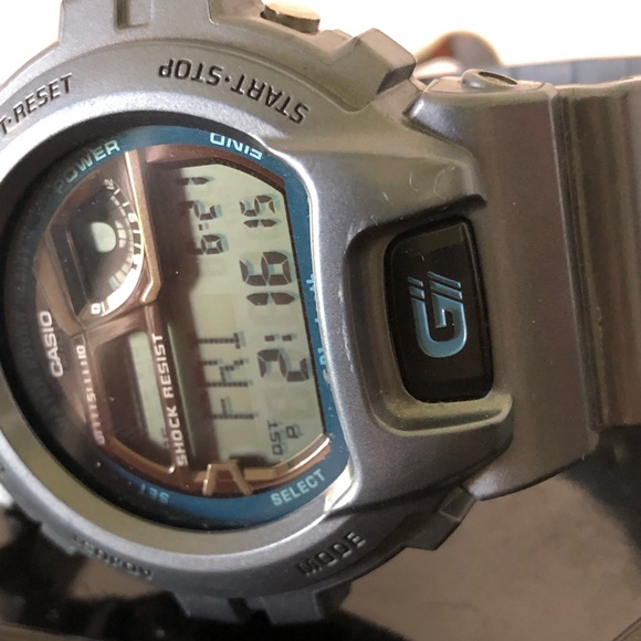 CASIO G-SHOCK Bluetooth Technology Watch GB-6900AA - Picture 7 of 8